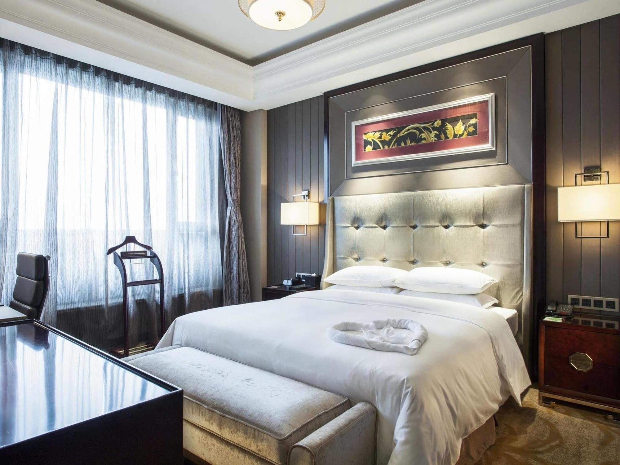 Xi'An Tanglong International Hotel Exterior photo